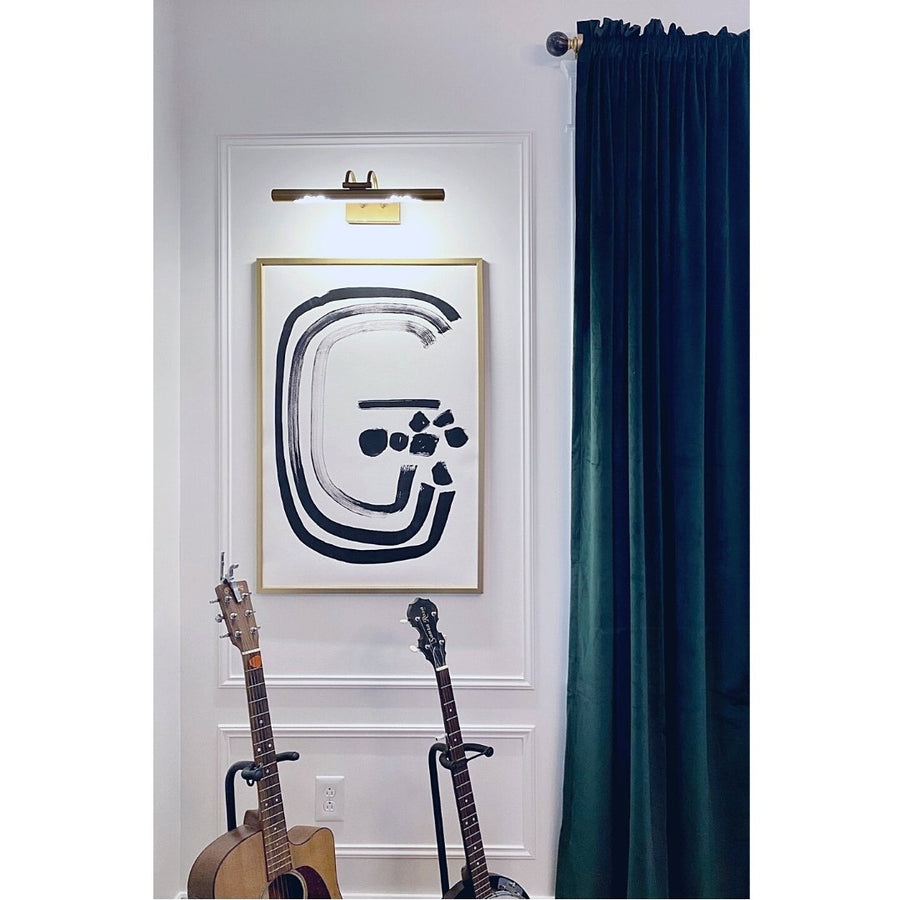 Black and White Letter G Print - Cash Color Lifestyle Photo